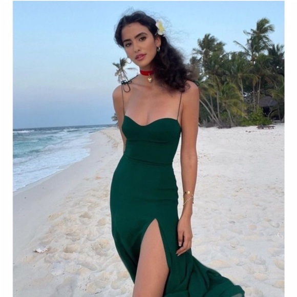green emerald velvet dress Reformation Juliette Buena Midi Dress in Emerald Floral Print main image 1